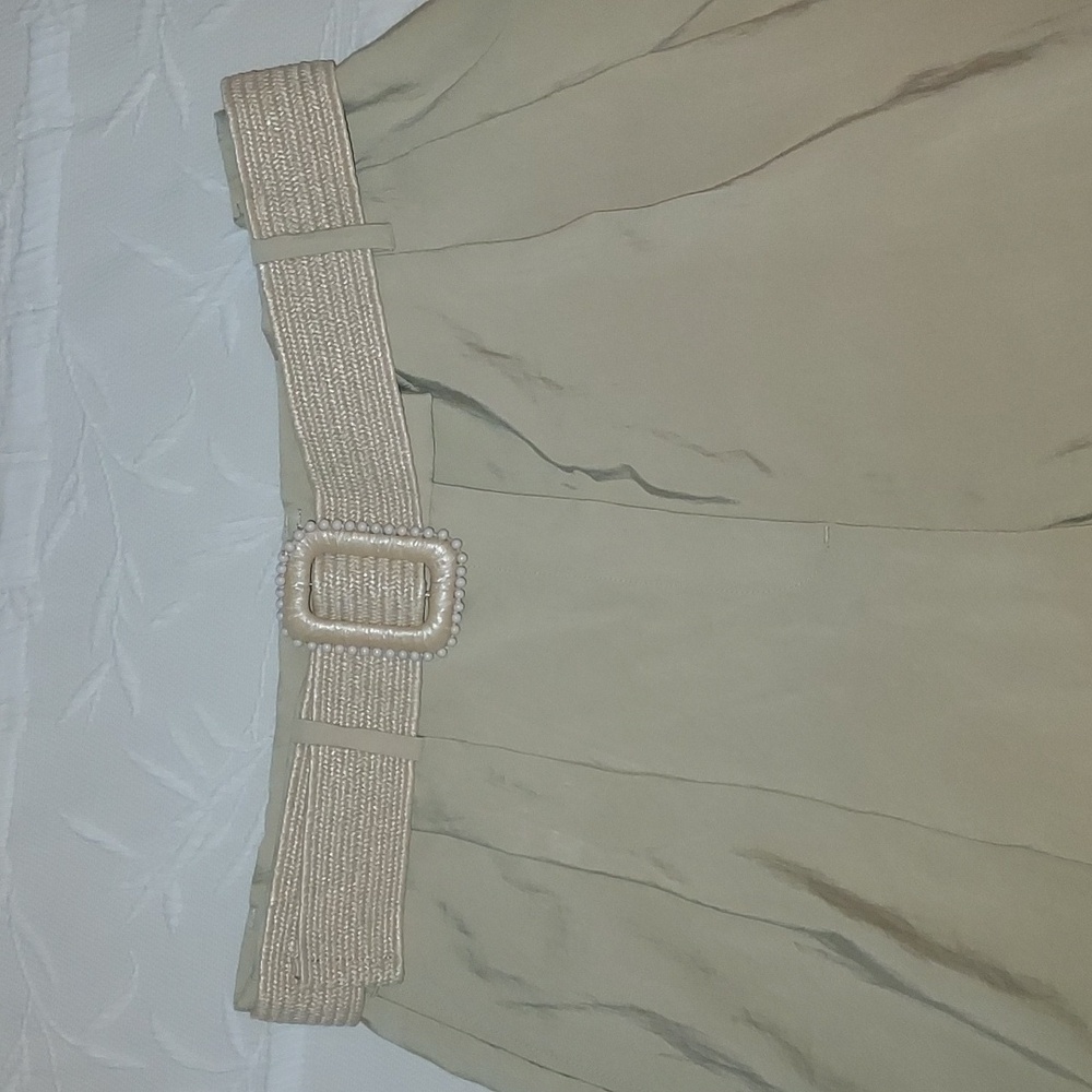 H&M  Shorts NWT - Picture 3 of 11